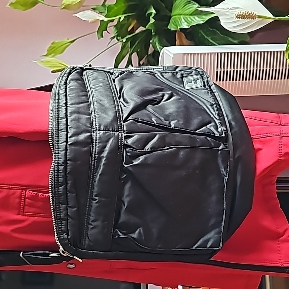 PORTER YOSHIDA AND COMPANY LAPTOP MESSENGER BAG - Picture 2 of 15